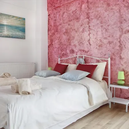 Luxury Downtown Διαμέρισμα *